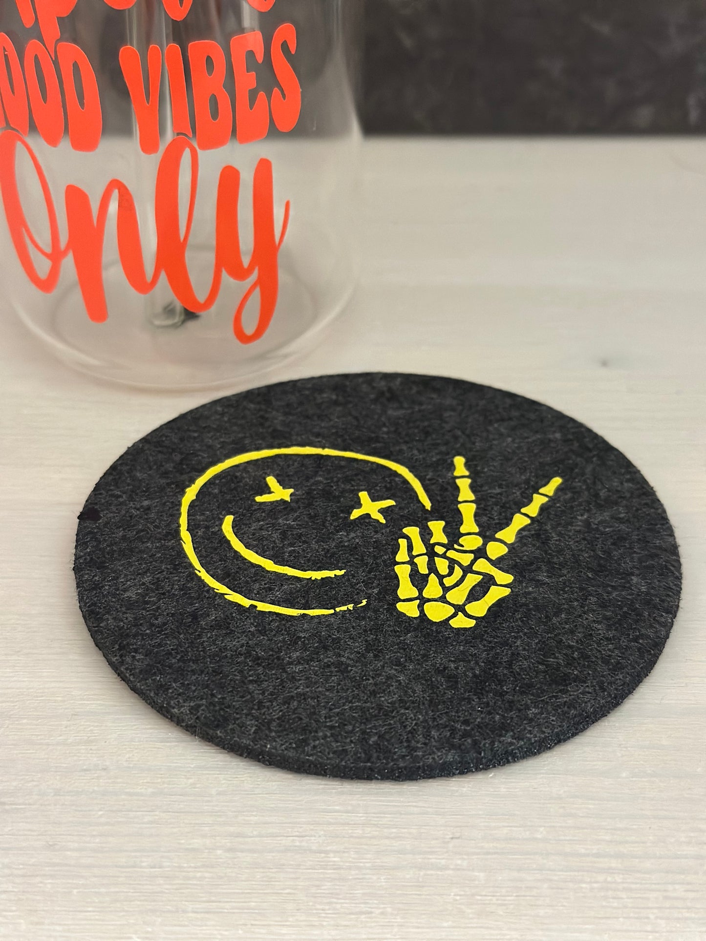 Filzuntersetzer „Peace Smile“