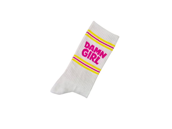 Pegada Socken „VERDAMMT MÄDCHEN“