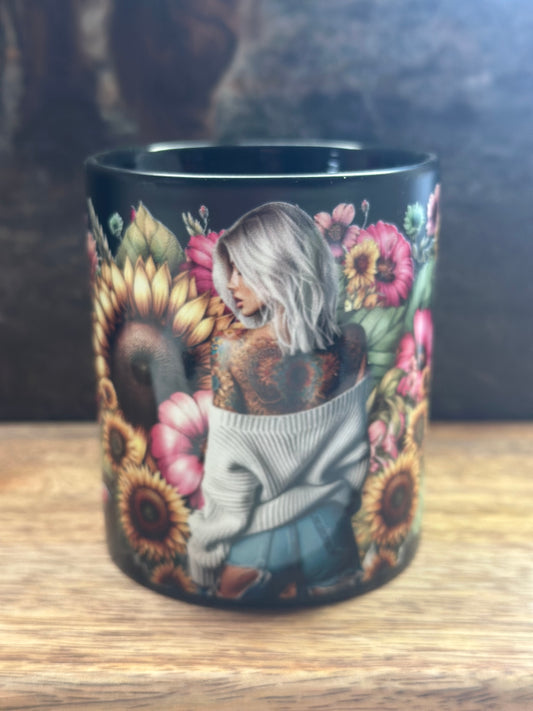 Tasse „Blond Tattoogirl“
