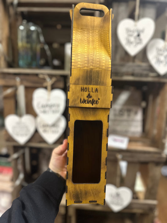 Weingeschenkebox gebeizt „Holla die Weinfee“
