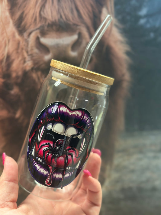 Trinkglas mit Bambusdeckel „Spinnenmund“