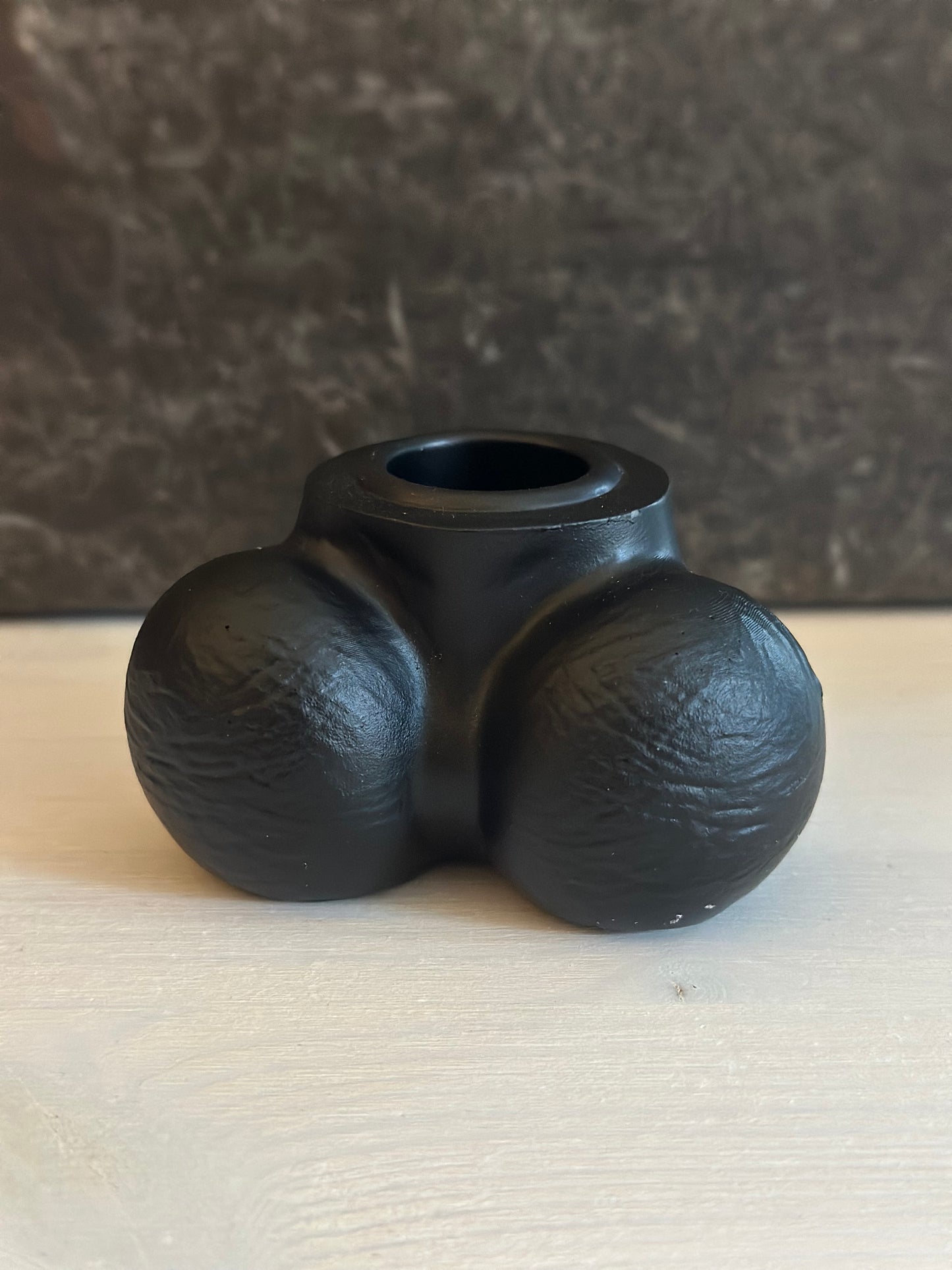 Kerzenhalter „Hodensack“ Schwarz