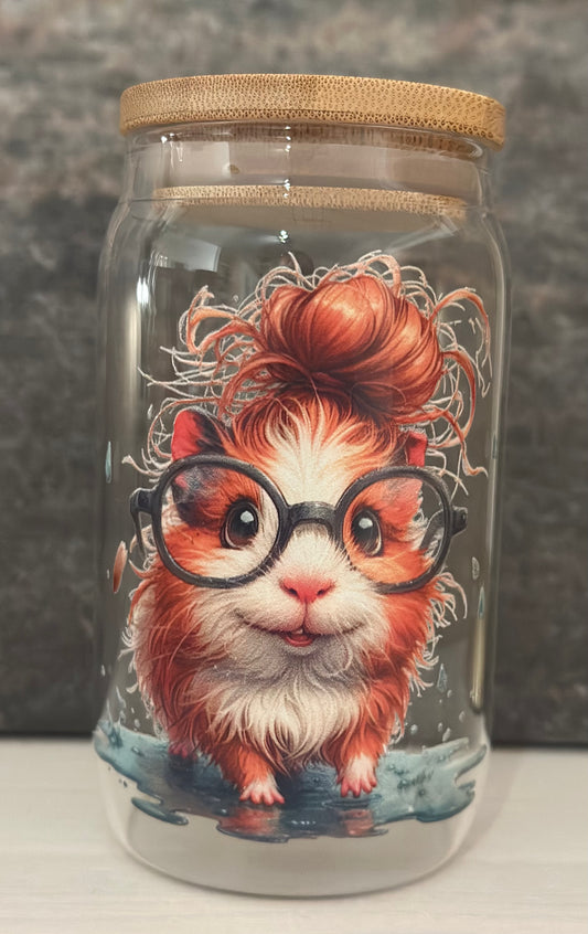 Trinkglas mit Bambusdeckel „Meerschweinchen Dutt“